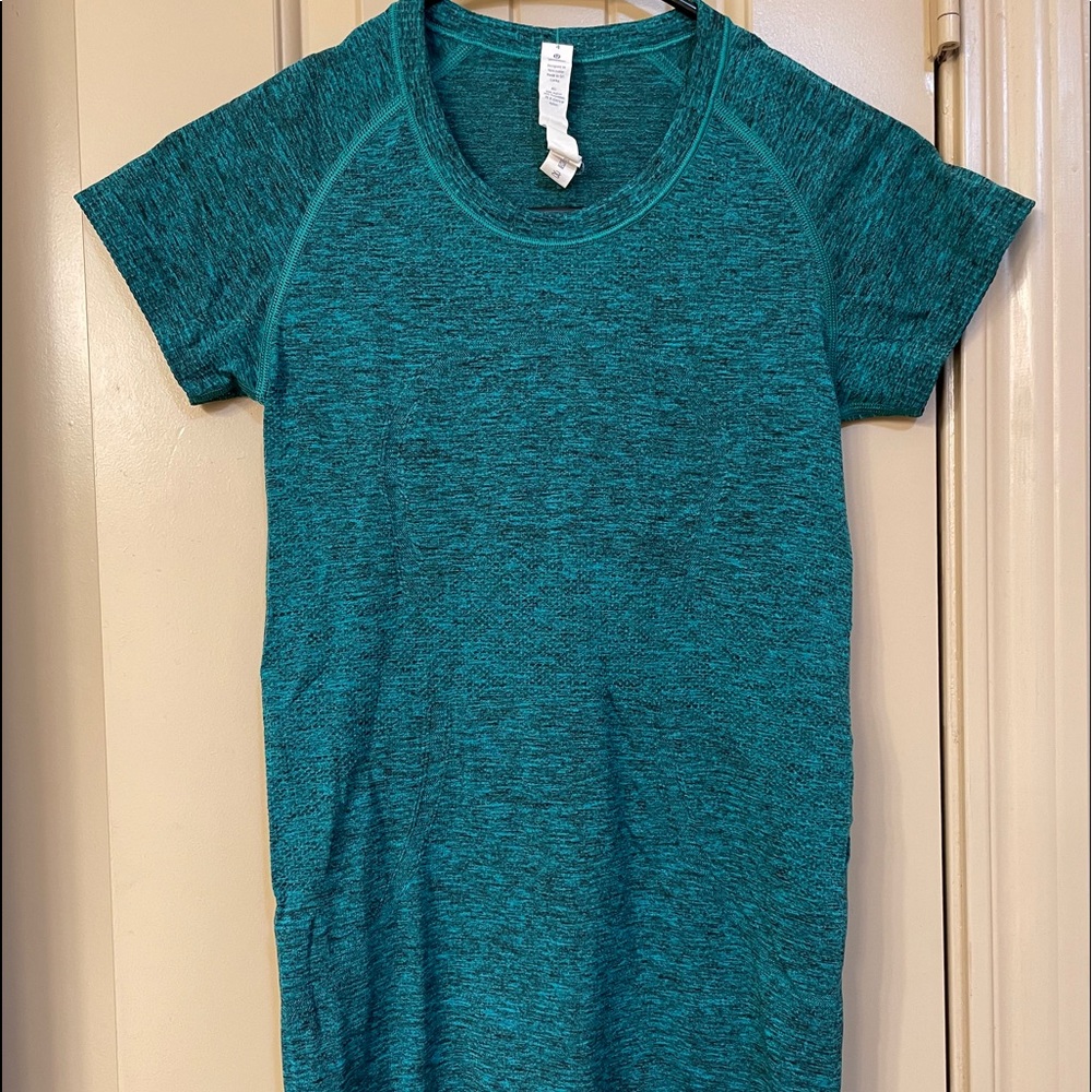 Lululemon shirt